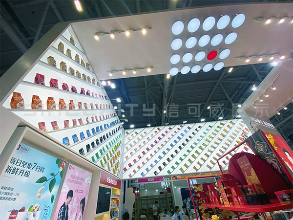 2020深圳礼品展-良品铺子展台现场图