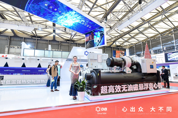 DB展台设计现场图