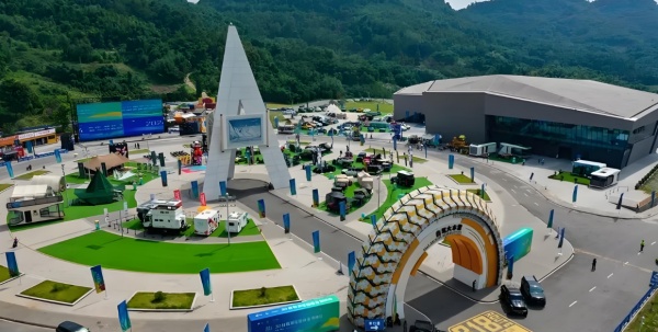 公路文化体验馆展厅设计