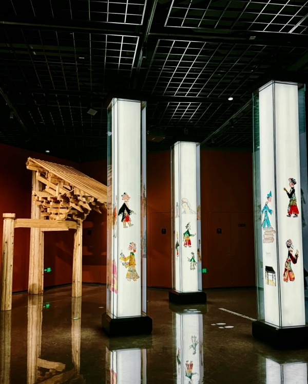 耗资9亿的宁波弥勒数字博物馆！年轻人在这里拜佛许愿！！！