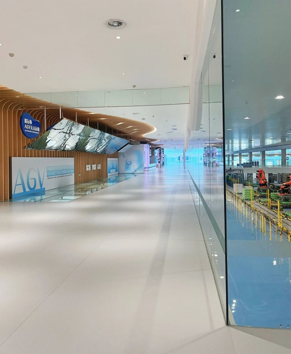 从 “参观通道” 到 “品牌展厅”：如何打造会 “说话” 的洁净走廊