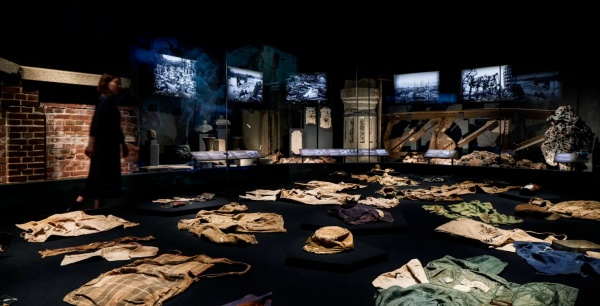 广岛和平纪念馆陈列设计