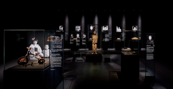 广岛和平纪念馆陈列设计