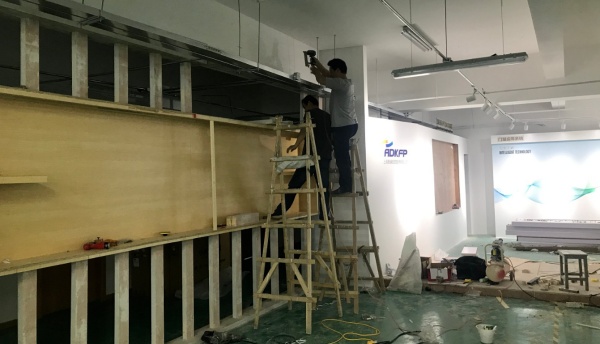 把展厅搬进办公楼!一进门,就是企业最强名片 企业展厅设计的小窍门