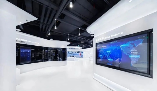 移远科技展厅：解锁万物互联的未来秘境