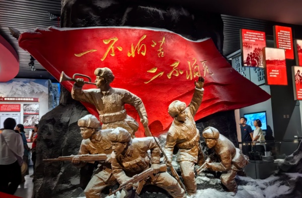 新疆革命军事馆：红色历史的丰碑，戍边精神的传承